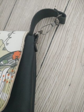 Bolso juvenil estampado