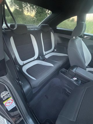 Volkswagen Beetle 2.0 TSI DSG