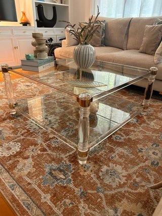 Mesa de centro acrílico y cristal