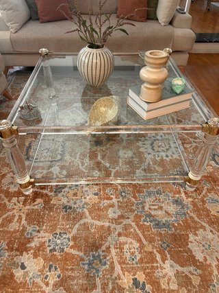 Mesa de centro acrílico y cristal