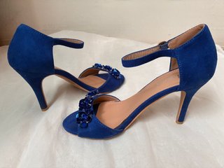 Zapatos CH.CREATION tacón abierto azul