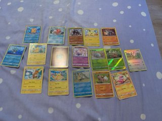 Caja metálica Pokémon + 350 cartas