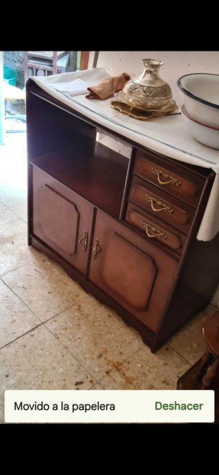 Mueble auxiliar de madera