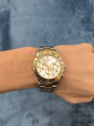 Reloj Hugo Boss bicolor dorado y plateado
