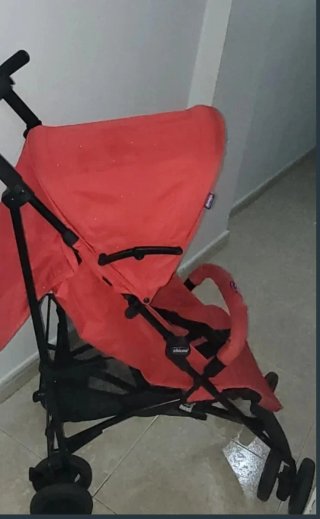 Silla de paseo Chicco roja