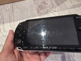 Sony PSP 1004 Negra + Juego + Memory Stick 4GB