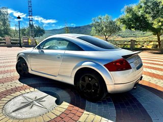Audi TT 225cv quattro