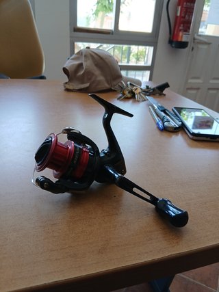 Carretes de pesca Shimano y Abu Garcia 2500,  3000