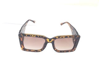 Gafas de sol Burberry mujer BE4312