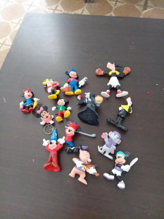 Lote 13 figuras PVC disney