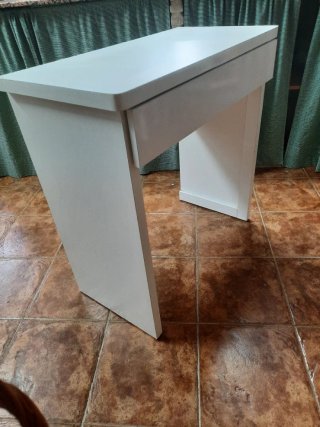Mesa Escritorio Blanca con Cajón Grande
