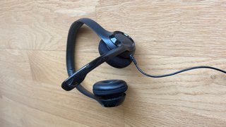 Auriculares con micrófono “Logitech” H 390