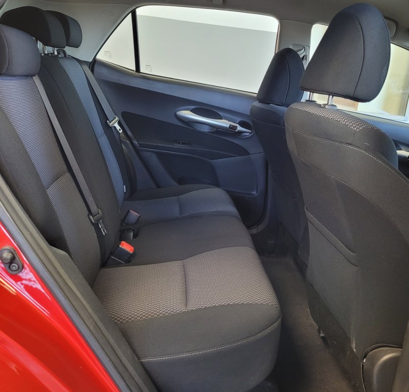 Toyota Auris 1.4 D-4D Active 3p 2011, foto 6