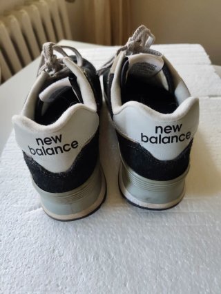 New Balance 574.   40 Beige/Nero