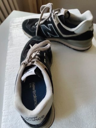 New Balance 574.   40 Beige/Nero