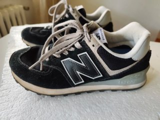 New Balance 574.   40 Beige/Nero