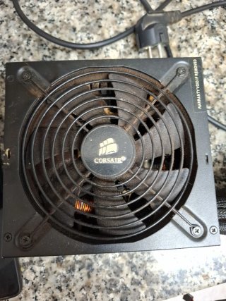 Fuente Alimentación Corsair TX650