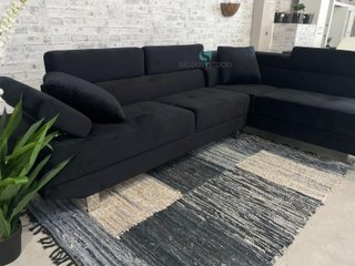 Sofá-rinconera en negro terciopelo