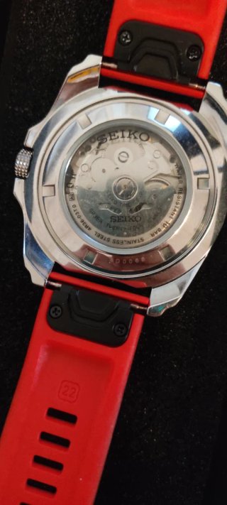 Seiko 5 Vampire SRP601K1 Reloj Automático