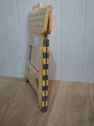 Escalera taburete plegable amarilla NUEVA!