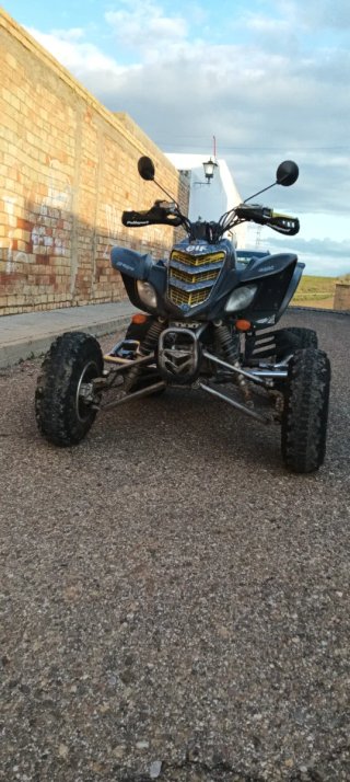 Yamaha Raptor 660cc