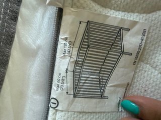 Cuna IKEA con colchón y protector