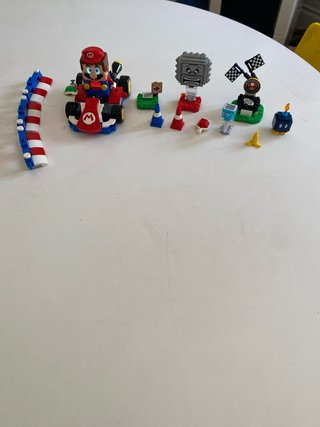 LEGO Super Mario 72043 Kart Interactivo