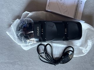 Base Carga Dual OIVO para PS4 Slim/Pro