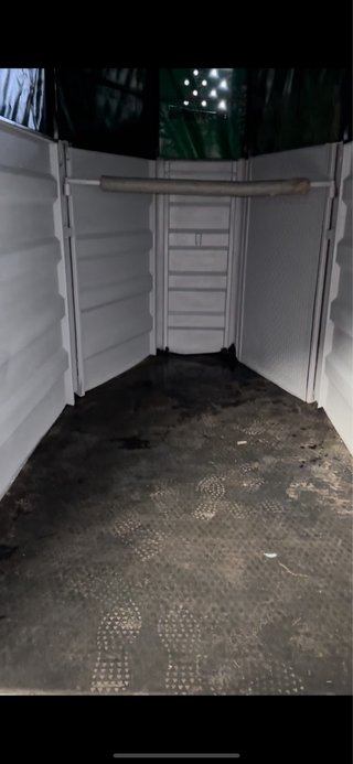 Remolque caballos 1.5 plazas