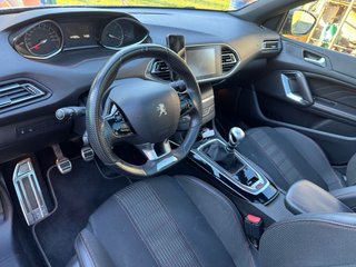 Peugeot 308 2016