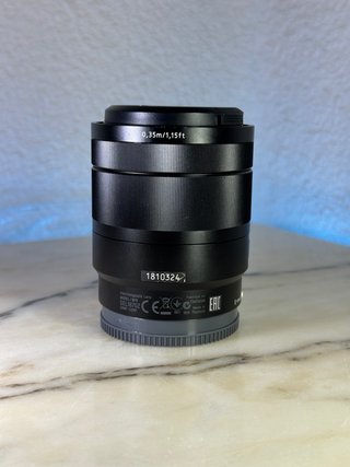 Objetivo Sony Zeiss 16-70mm F4 OSS