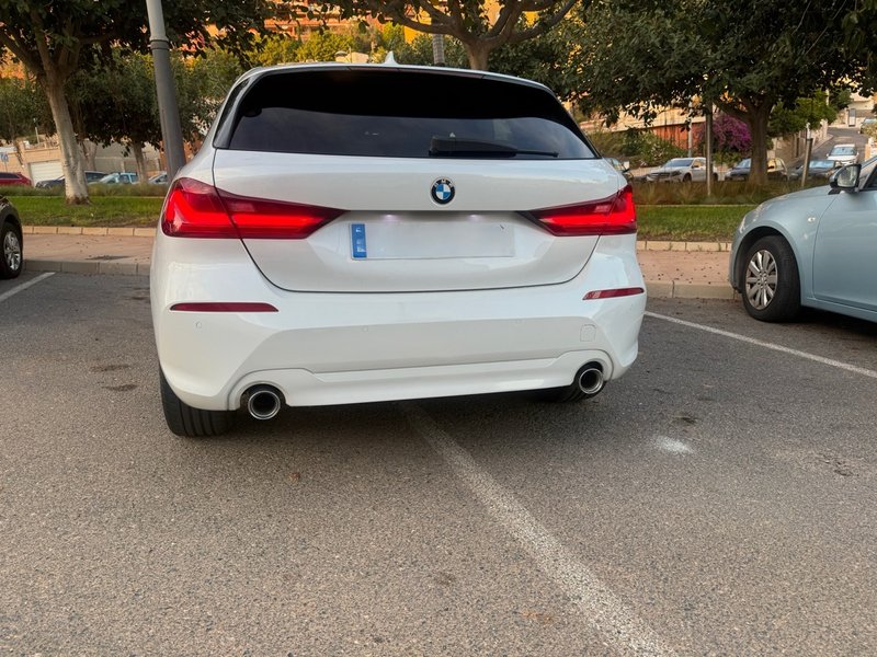 BMW Serie 1 2020 - foto 1