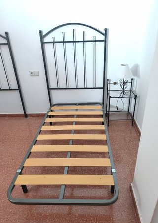 Conjunto: 3 Cabeceros + 3 Somieres + 3 Mesitas