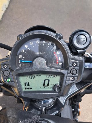 Kawasaki Vulcan S 2023 - 13.500 km