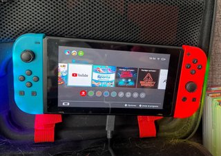 Nintendo Switch Y EXTRAS