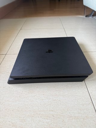 Consola PS4 Slim Negra