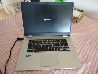 Asus Chromebook 14 8GB RAM 64GB