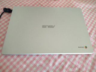 Asus Chromebook 14 8GB RAM 64GB