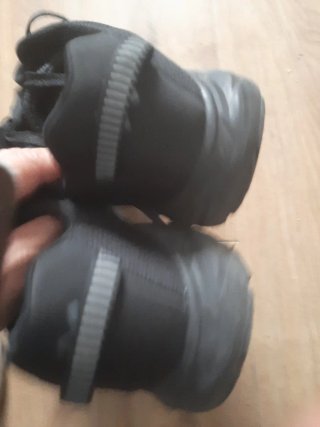 Zapatillas deportivas negras