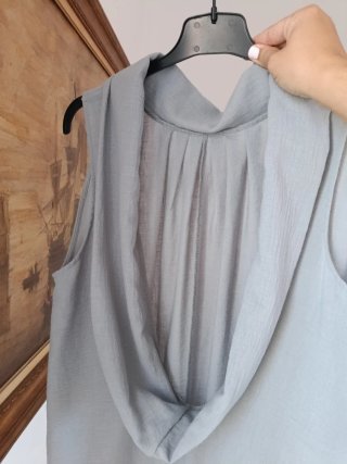 Vestido gris Zara