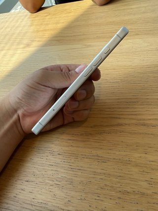 iPhone 17 Apple