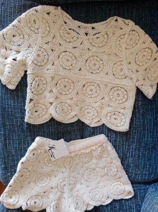 Ropa de verano: shorts, vestidos, sandalias, monos