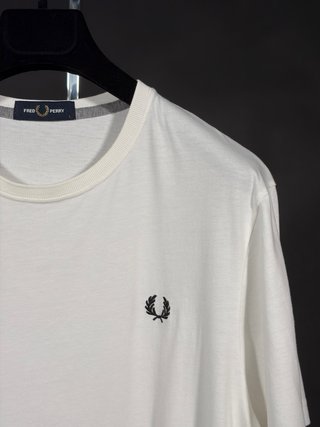 Fred Perry T-Shirt Branca Original M1600 | T: L
