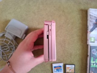 Nintendo 3DS Rosa + 4 Juegos + Cargador
