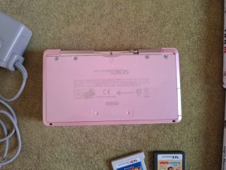 Nintendo 3DS Rosa + 4 Juegos + Cargador