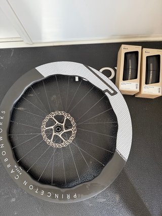 Ruedas Princeton Wake 6560 Carbono