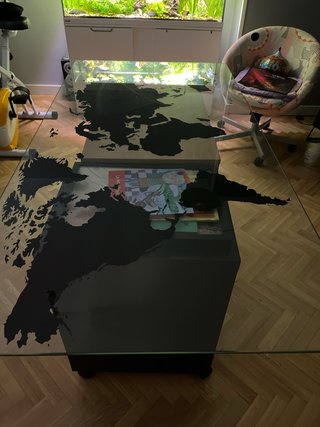 Mesa IKEA GLASHOLM Cristal Mapa Mundi