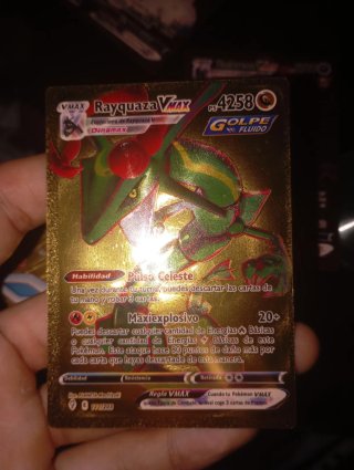 Carta Pokémon Rayquaza VMAX 4258 PS