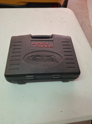 Amoladora vertical de mano con accesorios