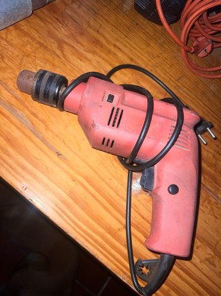 Taladro Eléctrico Rojo